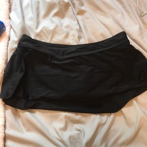 black tennis skirt